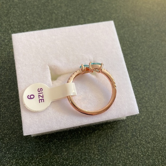 Ring bomb party:lab created ombré pariba topaz with a rose gold plated band - Picture 5 of 7